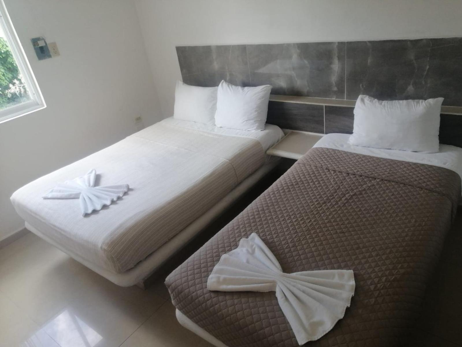 Hotel Dos Mundos, Isla コスメル エクステリア 写真